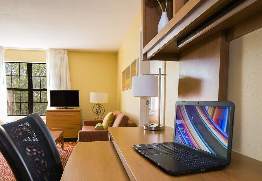 Towneplace Casas Adobes